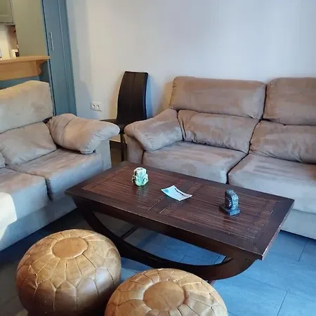 Torre De Apartamento *